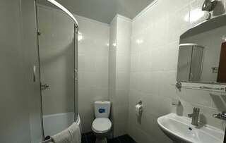 Гостиница Герда Мытищи Улучшенный двухместный номер с 2 отдельными кроватями-5